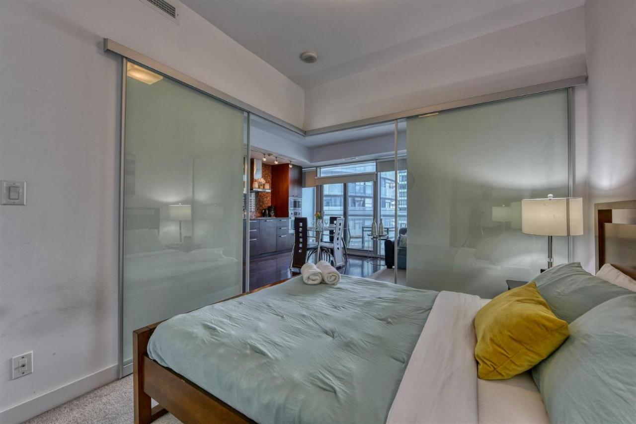 Sarkar Suites - Entertainment District Toronto Ngoại thất bức ảnh